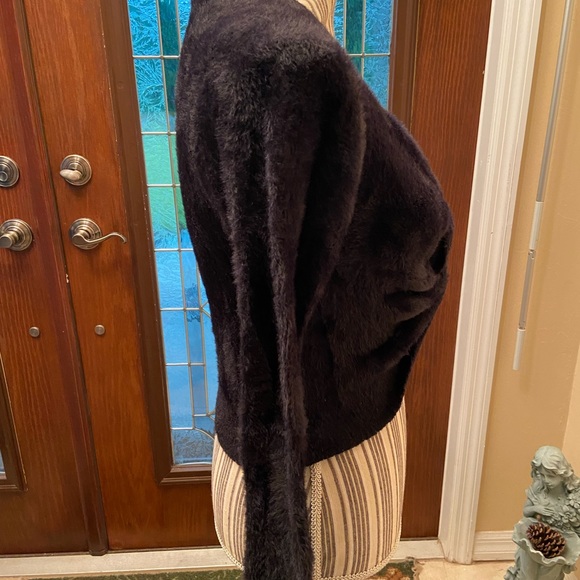 Love Tree Black crop sweater top - Picture 4 of 9